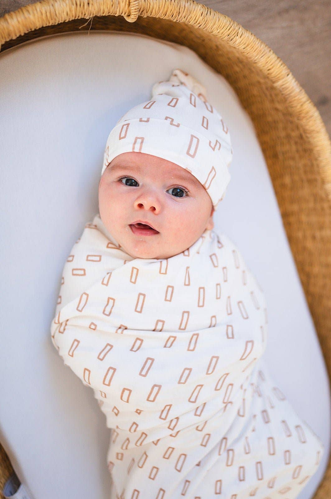 Neutral Rectangle Bamboo Stretch Swaddle