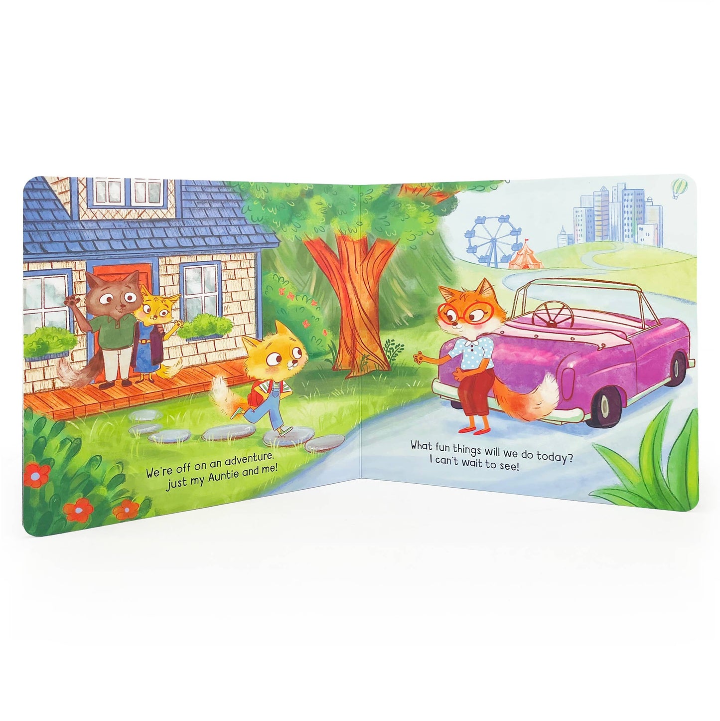 Auntie and Me Board Book