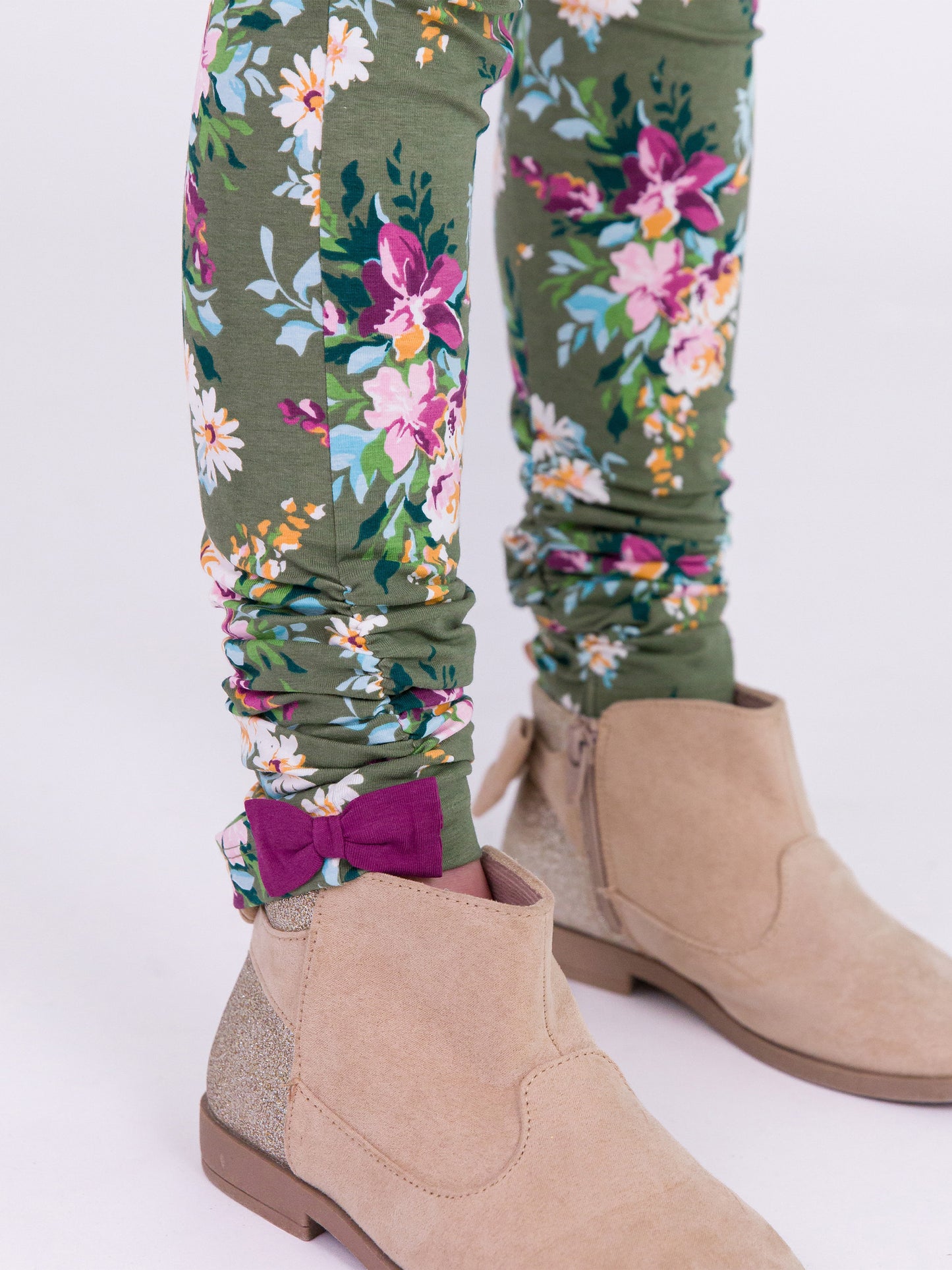 RuffleButts Enchanted Garden Ruched Legging